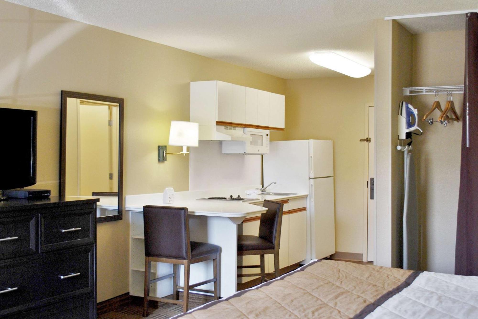 Extended Stay America Suites - Atlanta - Marietta - Powers Ferry Rd Sandy Springs Ngoại thất bức ảnh