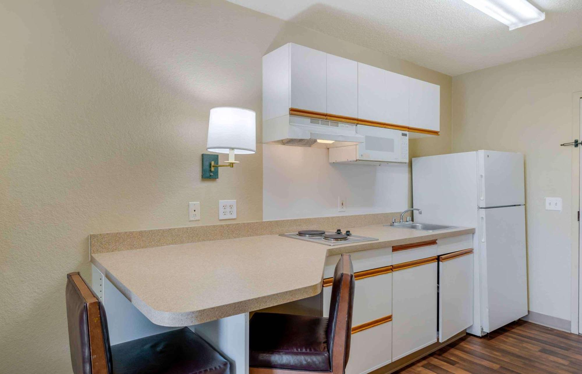 Extended Stay America Suites - Atlanta - Marietta - Powers Ferry Rd Sandy Springs Ngoại thất bức ảnh