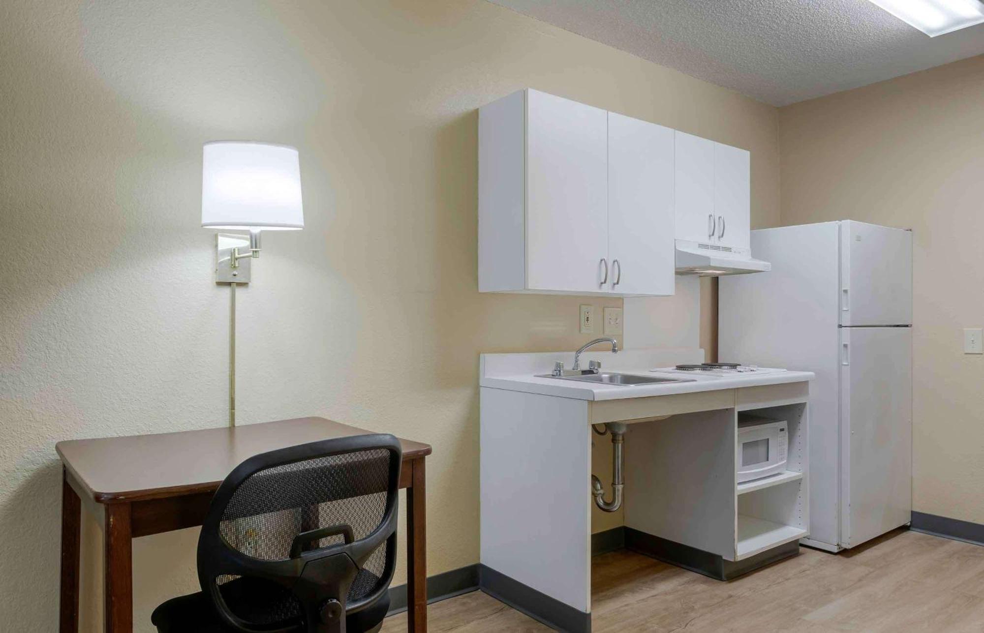 Extended Stay America Suites - Atlanta - Marietta - Powers Ferry Rd Sandy Springs Ngoại thất bức ảnh